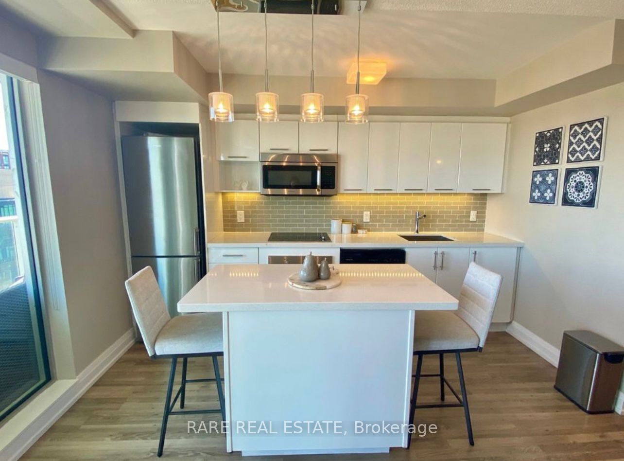 555 Wilson Avenue, #E1305