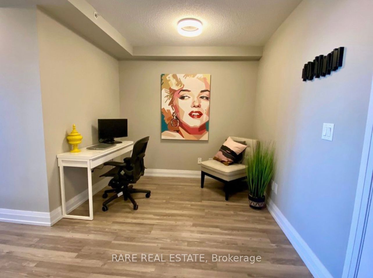 555 Wilson Avenue, #E1305