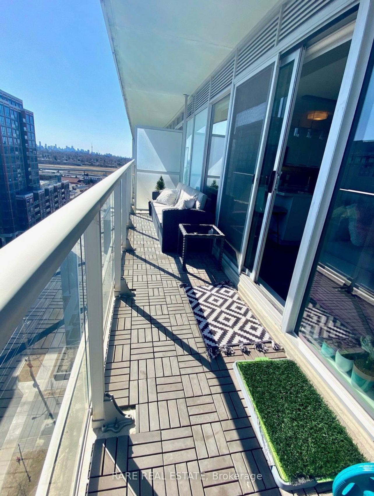 555 Wilson Avenue, #E1305