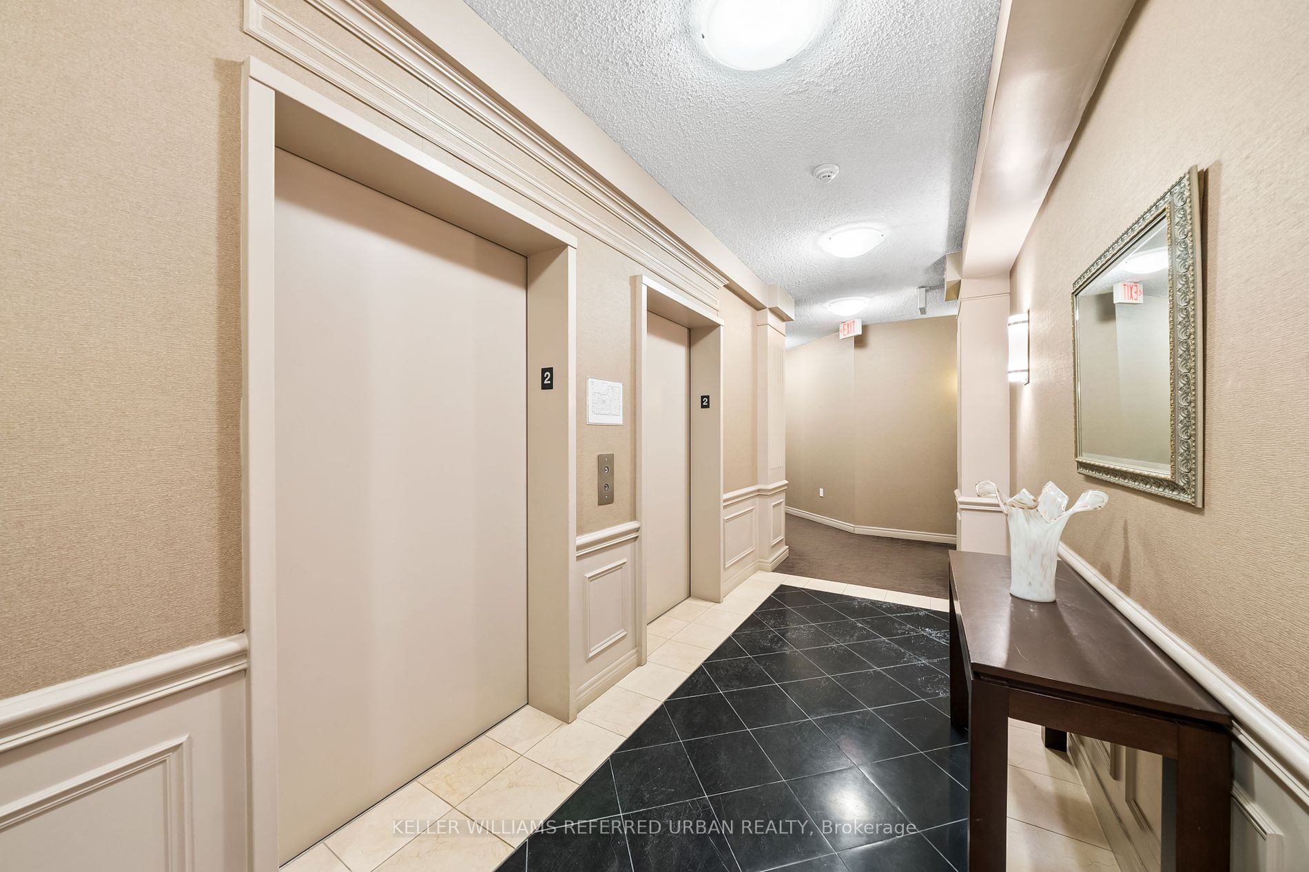 2 Edith Drive, #207