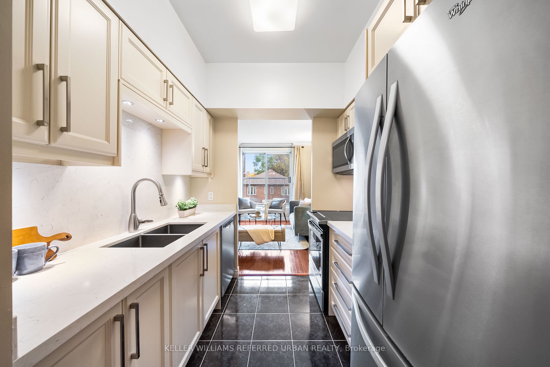 2 Edith Drive, #207