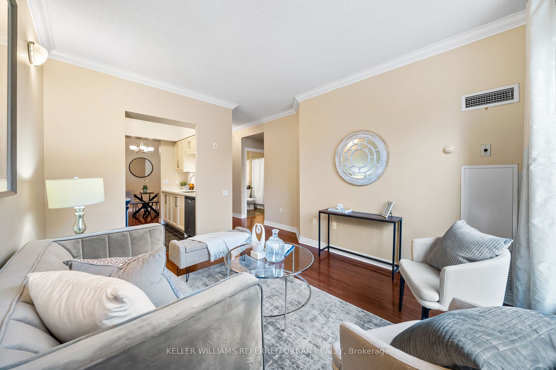 2 Edith Drive, #207