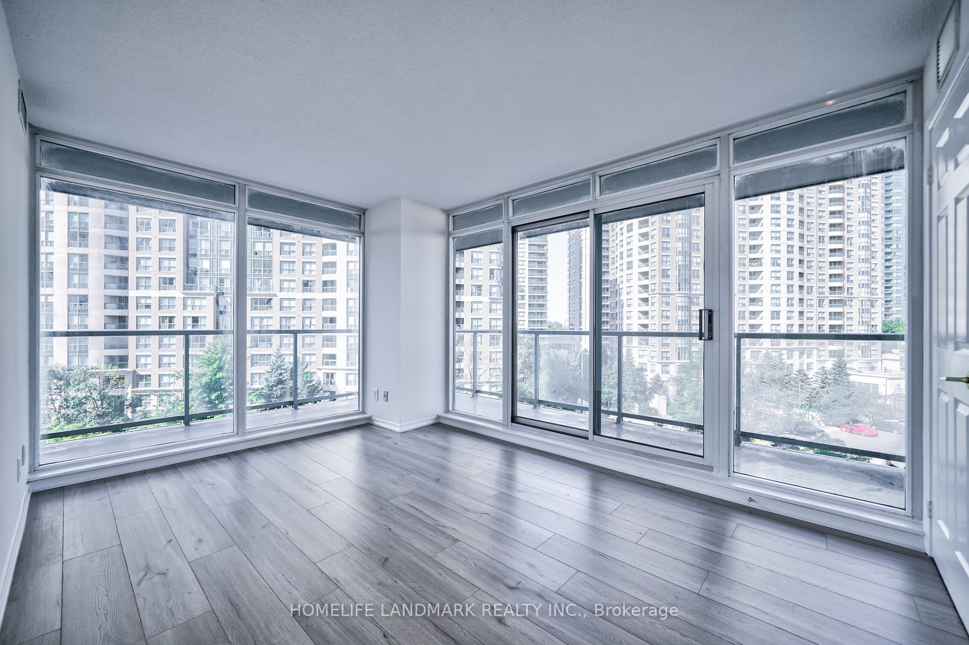 5508 Yonge St, #505