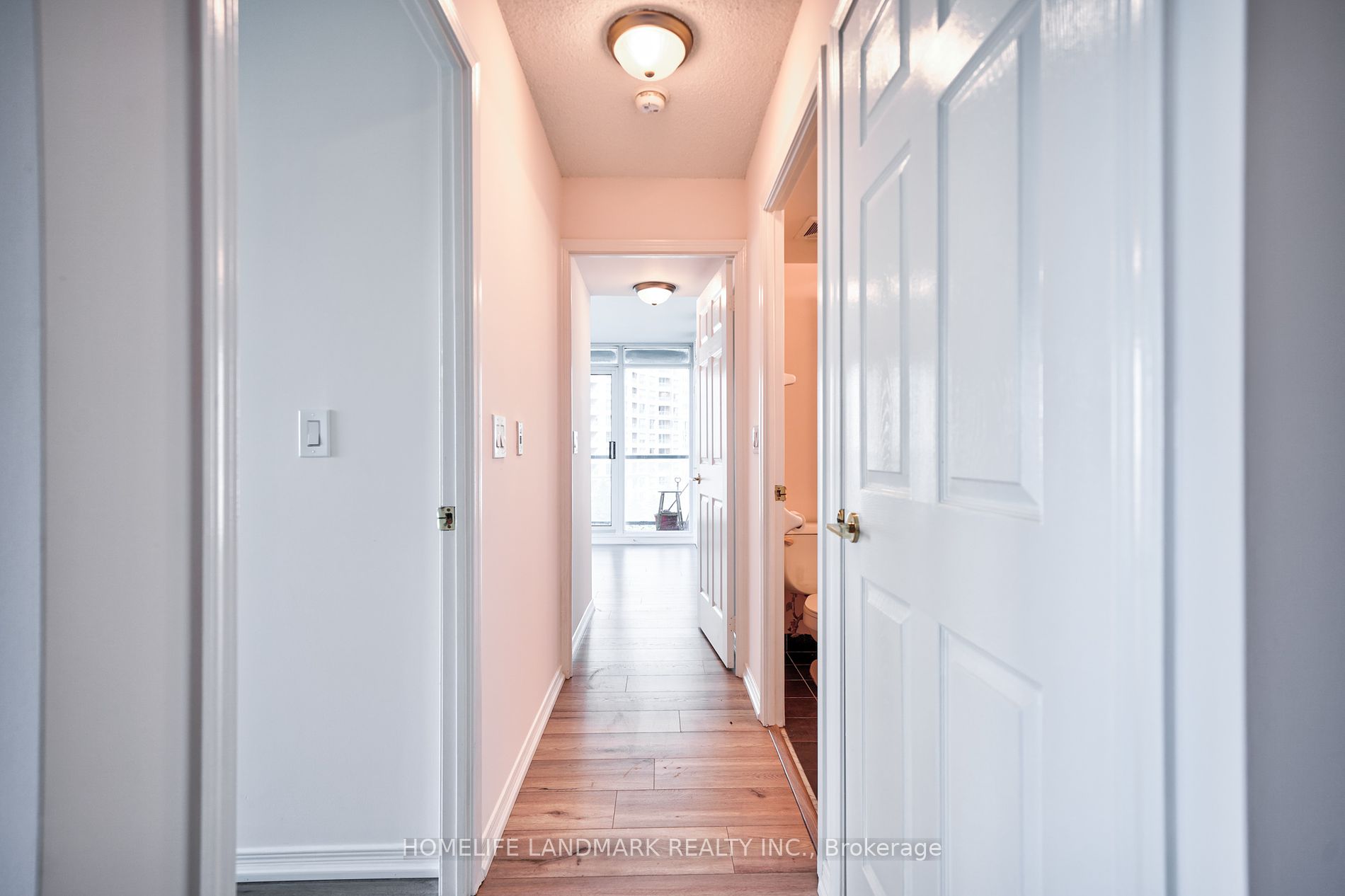 5508 Yonge St, #505