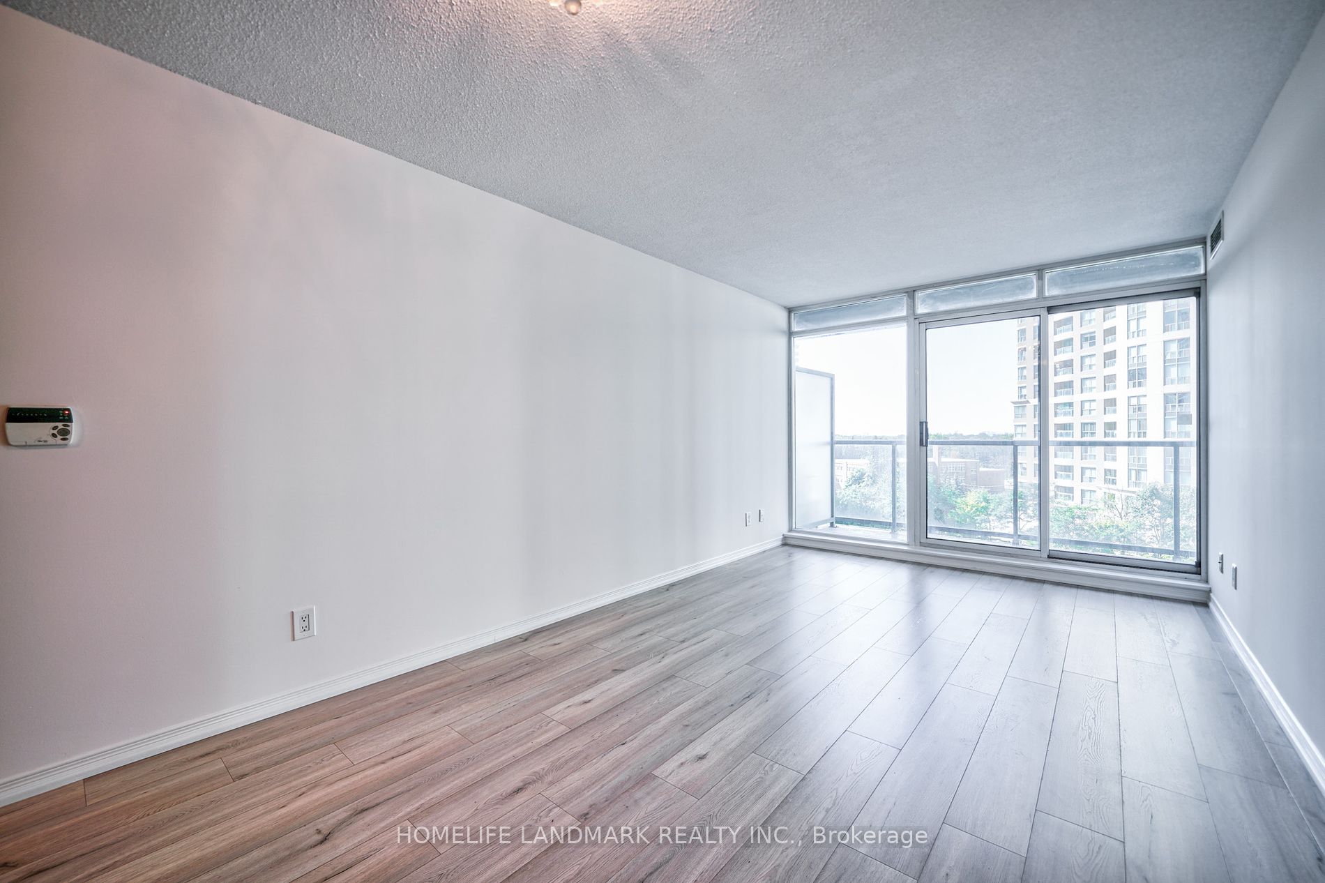 5508 Yonge St, #505