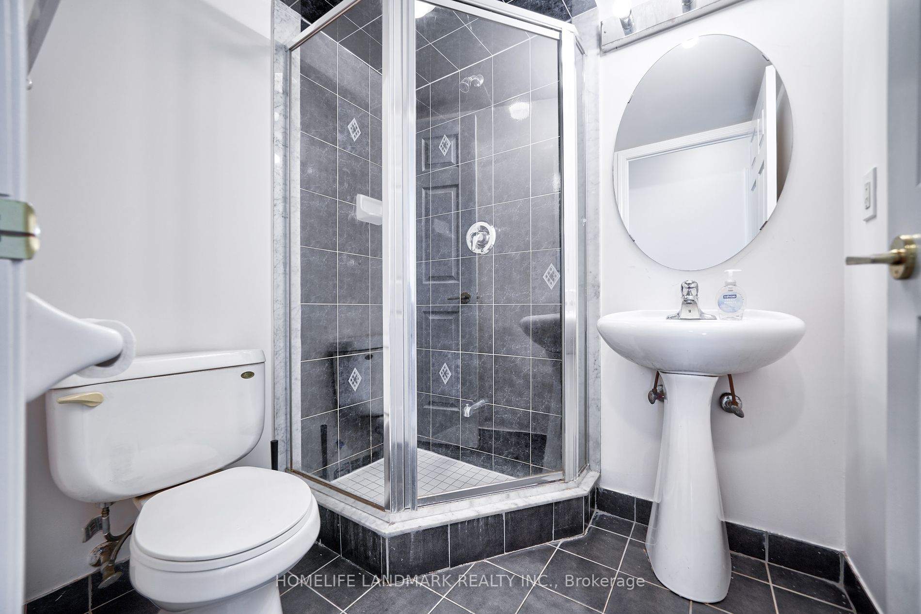 5508 Yonge St, #505