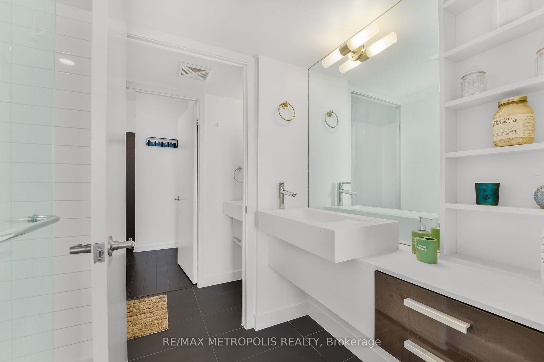38 Dan Leckie Way, #1909
