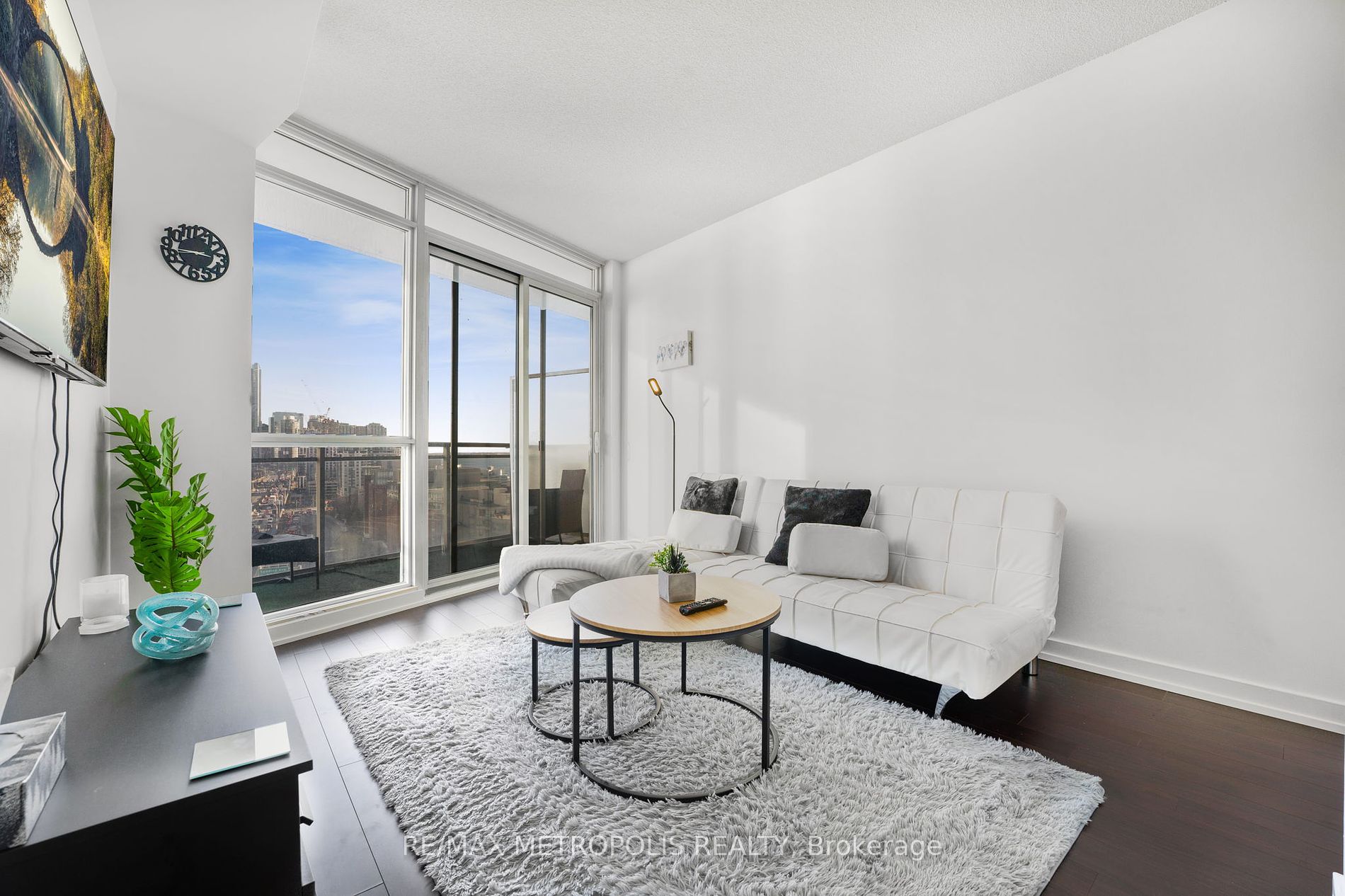 38 Dan Leckie Way, #1909