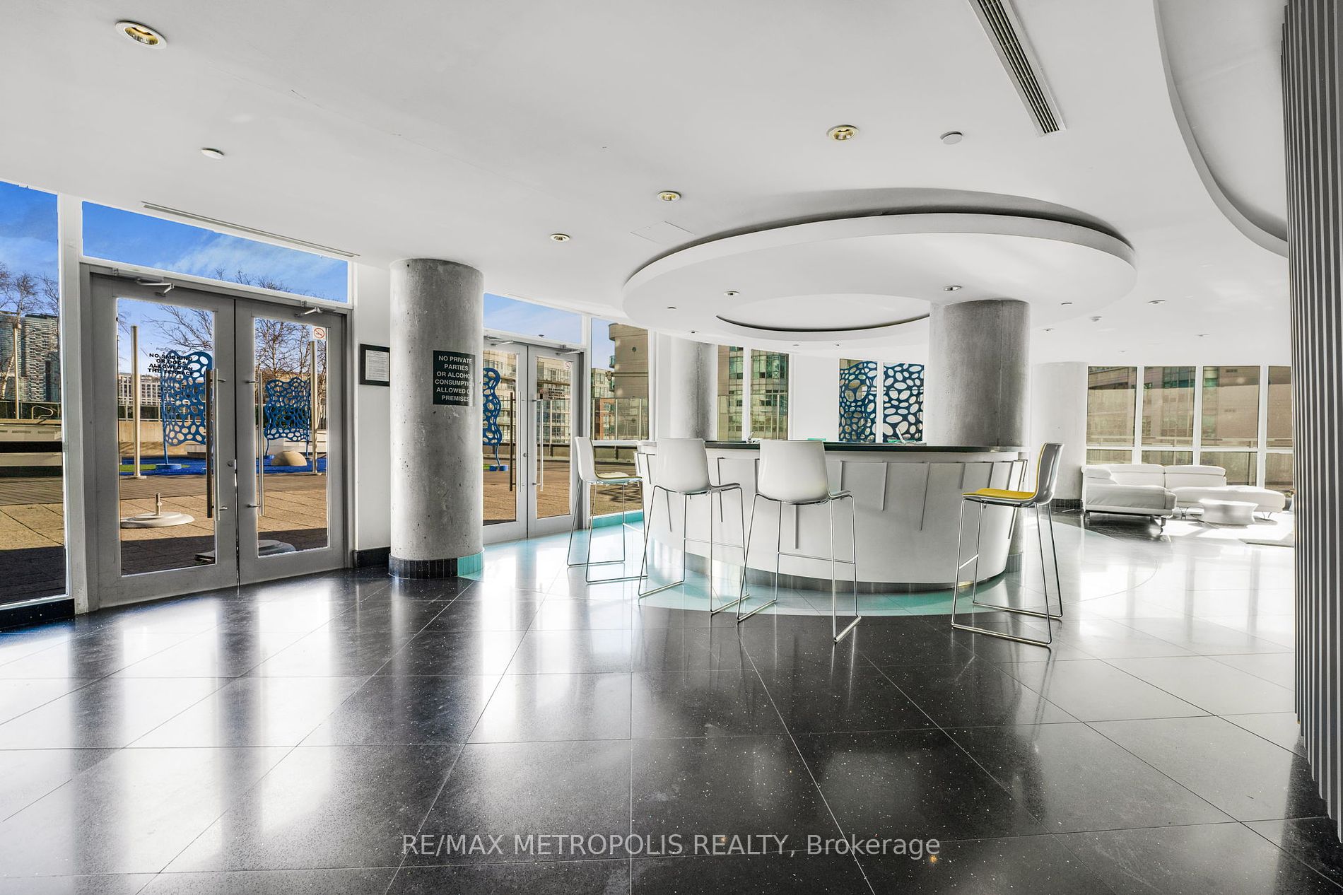 38 Dan Leckie Way, #1909