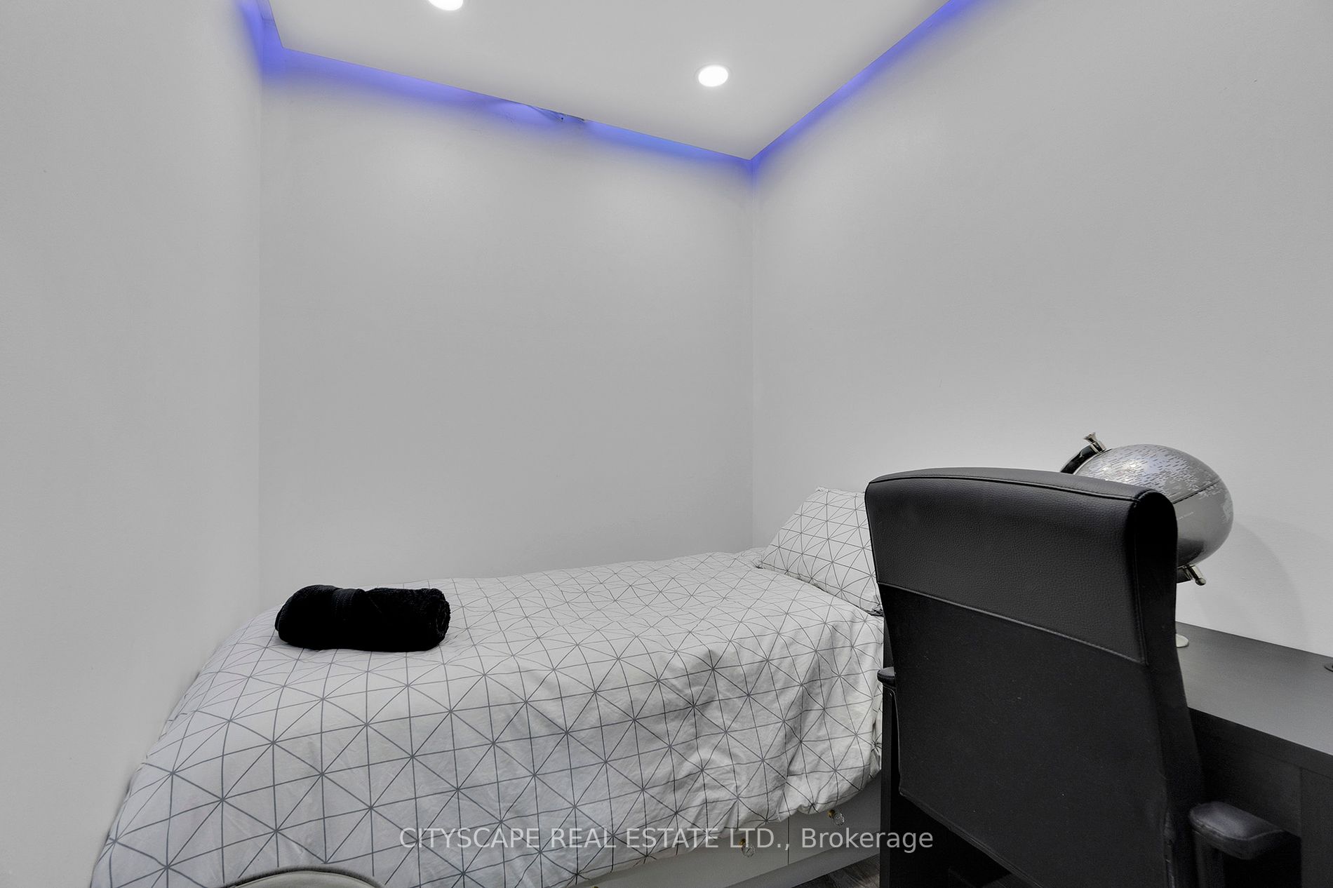 3 Navy Wharf Court N, #2308