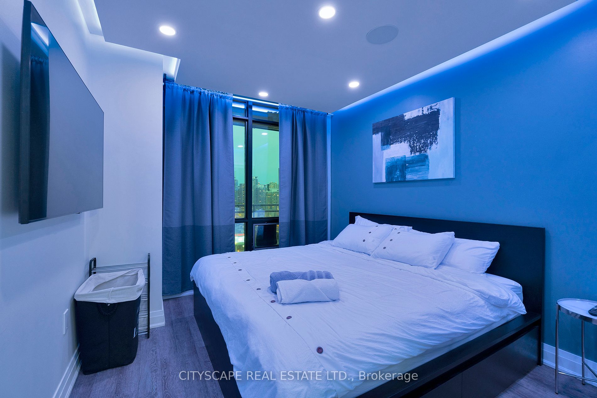 3 Navy Wharf Court N, #2308