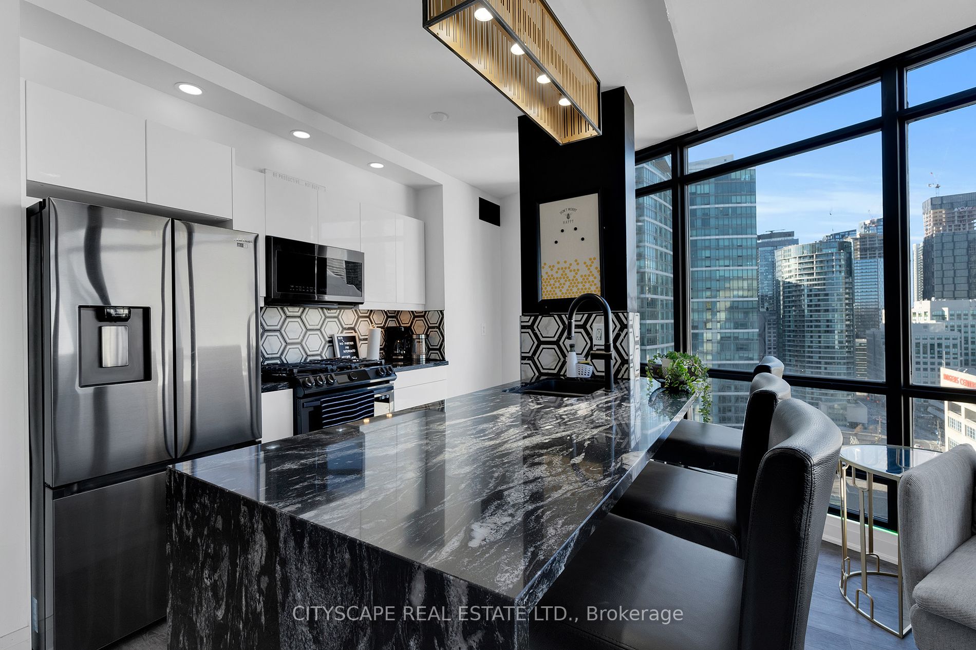 3 Navy Wharf Court N, #2308