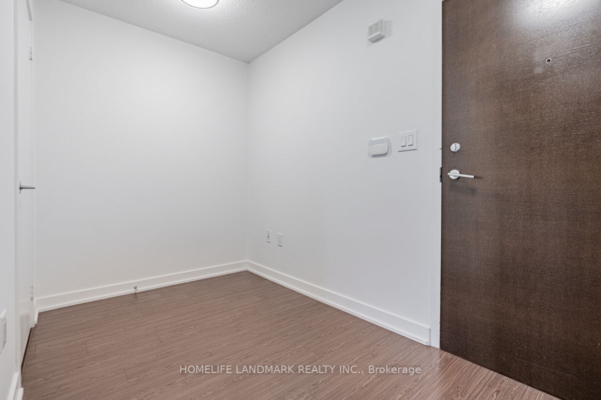 151 Dan Leckie Way, #506