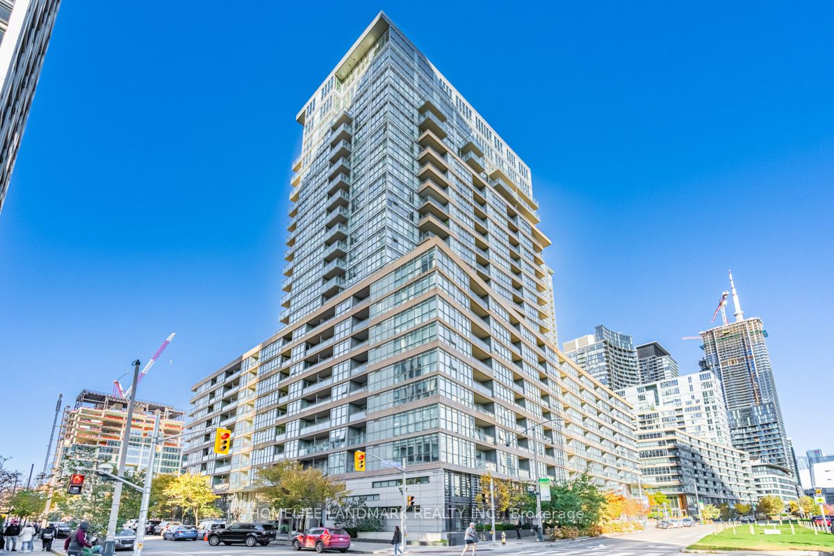 151 Dan Leckie Way, #506