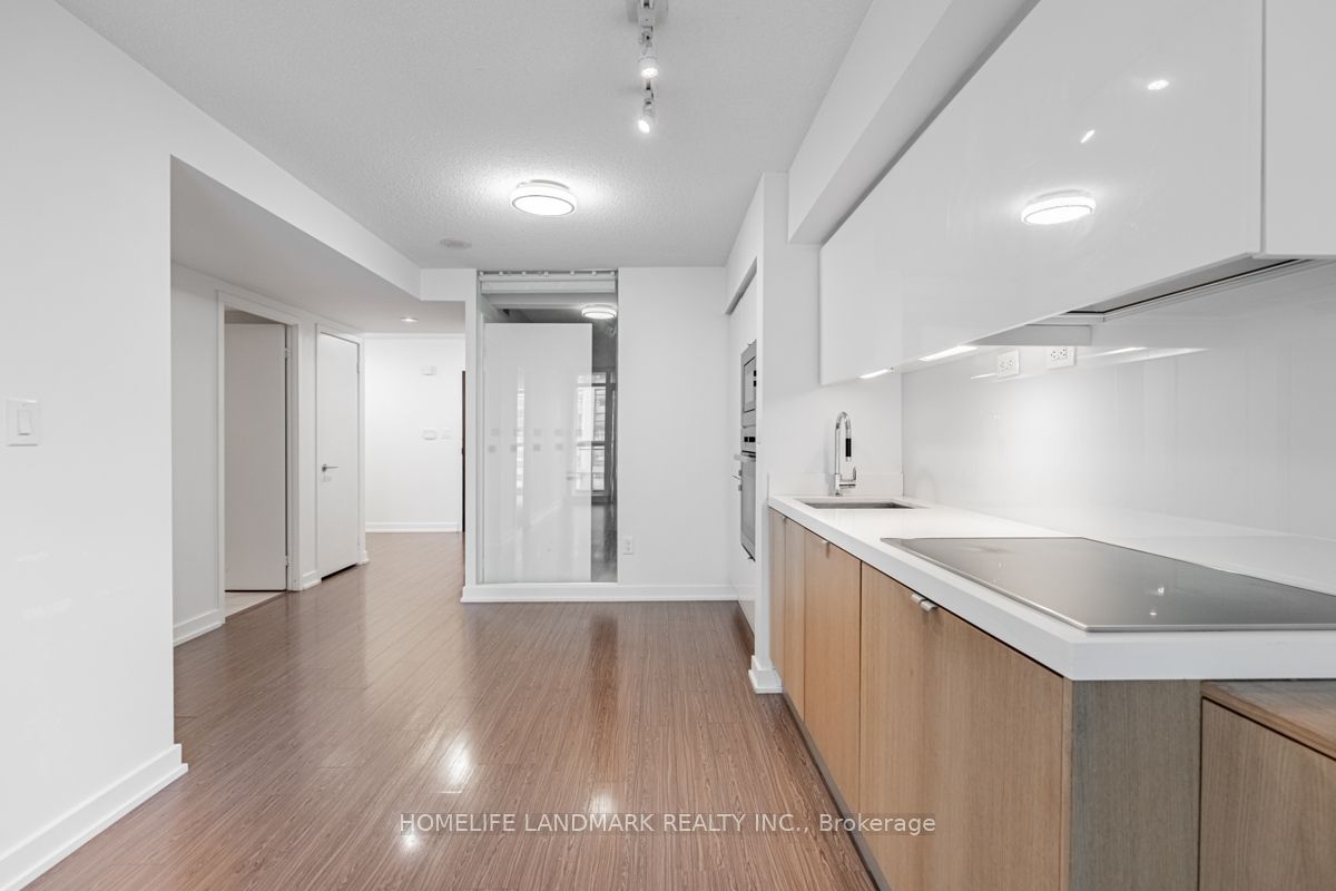 151 Dan Leckie Way, #506