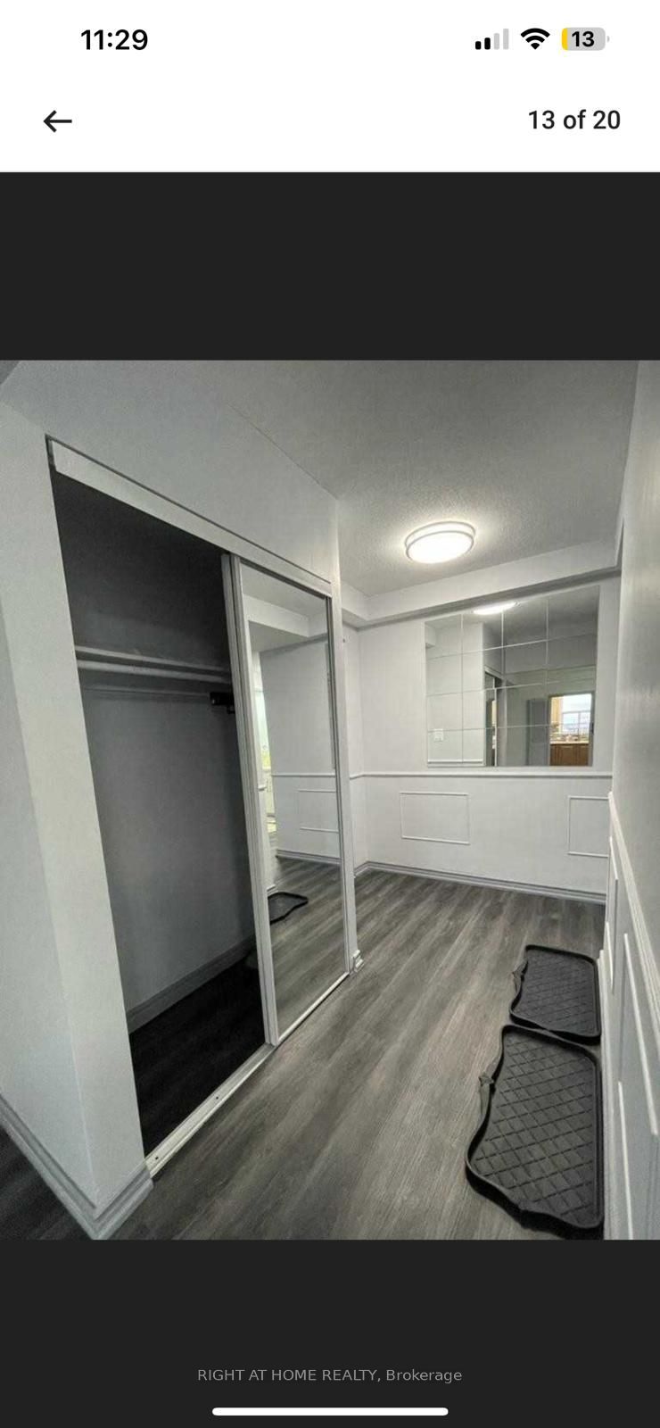 60 Pavane Linkway #914