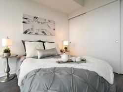 185 Roehampton Avenue #2805