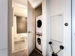 185 Roehampton Avenue #2805