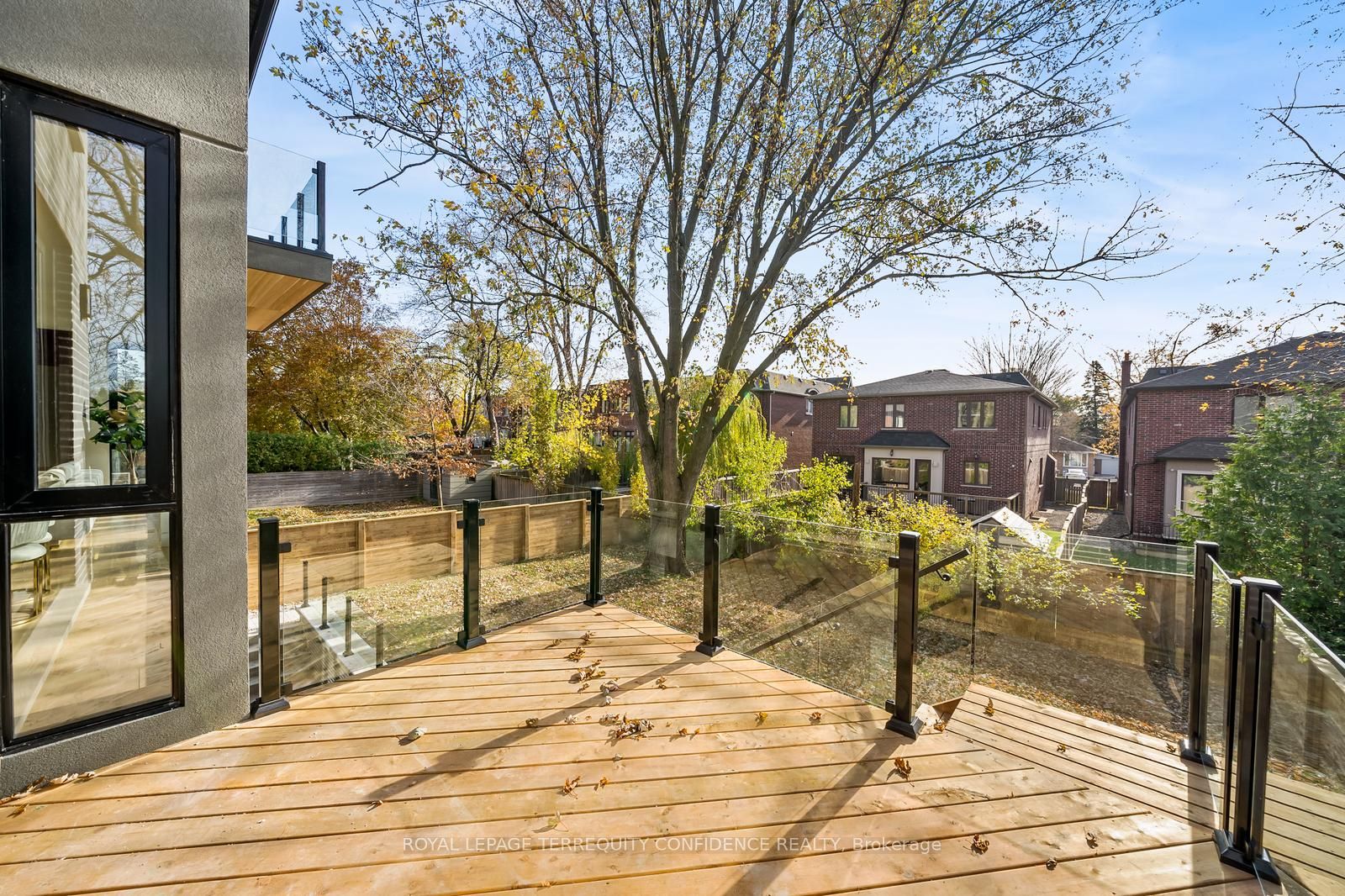 453 Hounslow Avenue