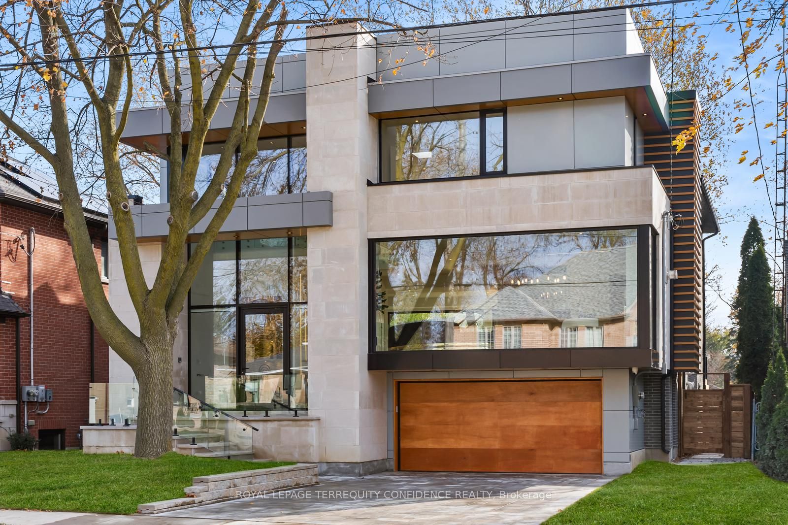 453 Hounslow Avenue
