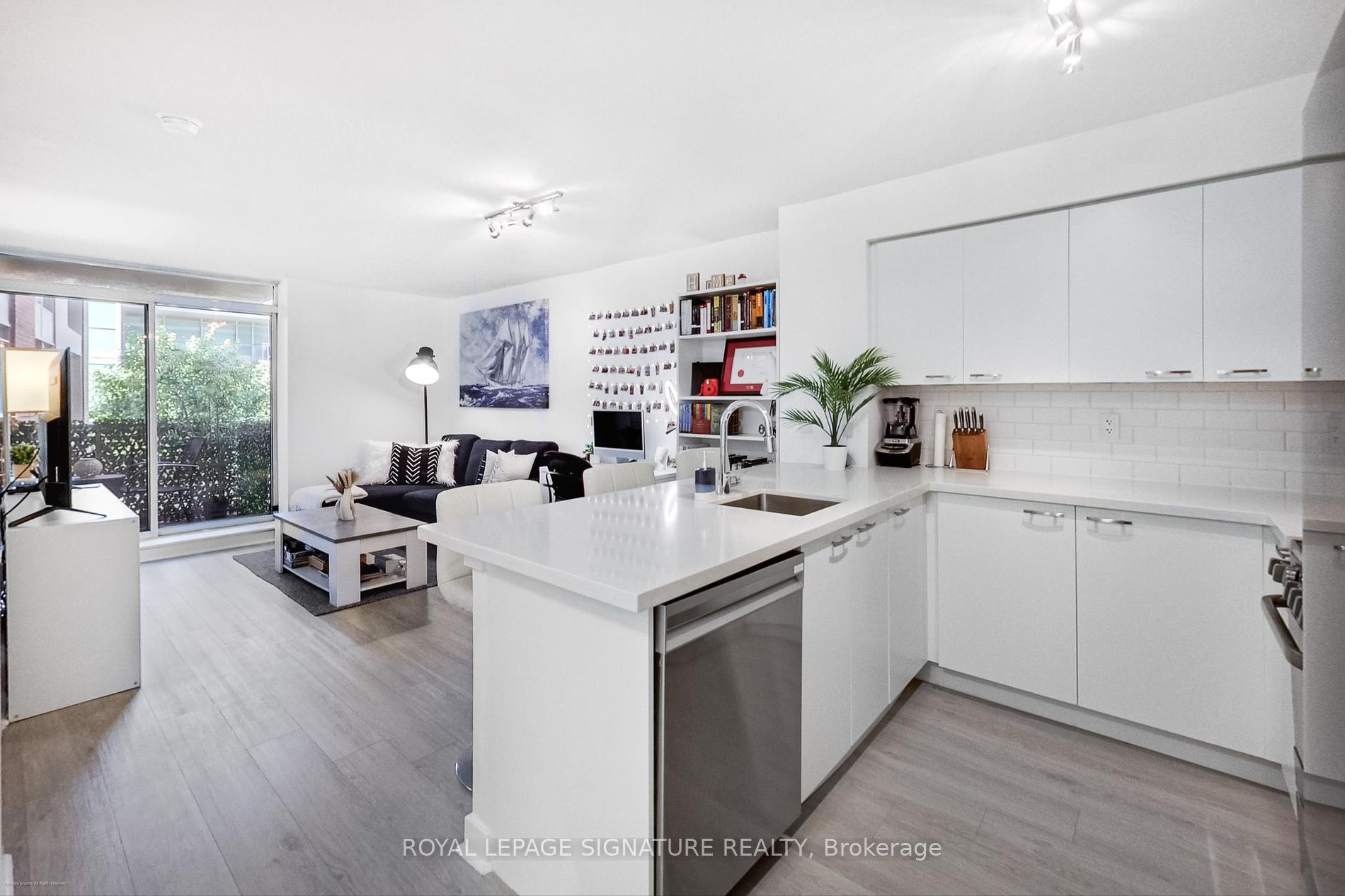 50 Lynn Williams St, #219
