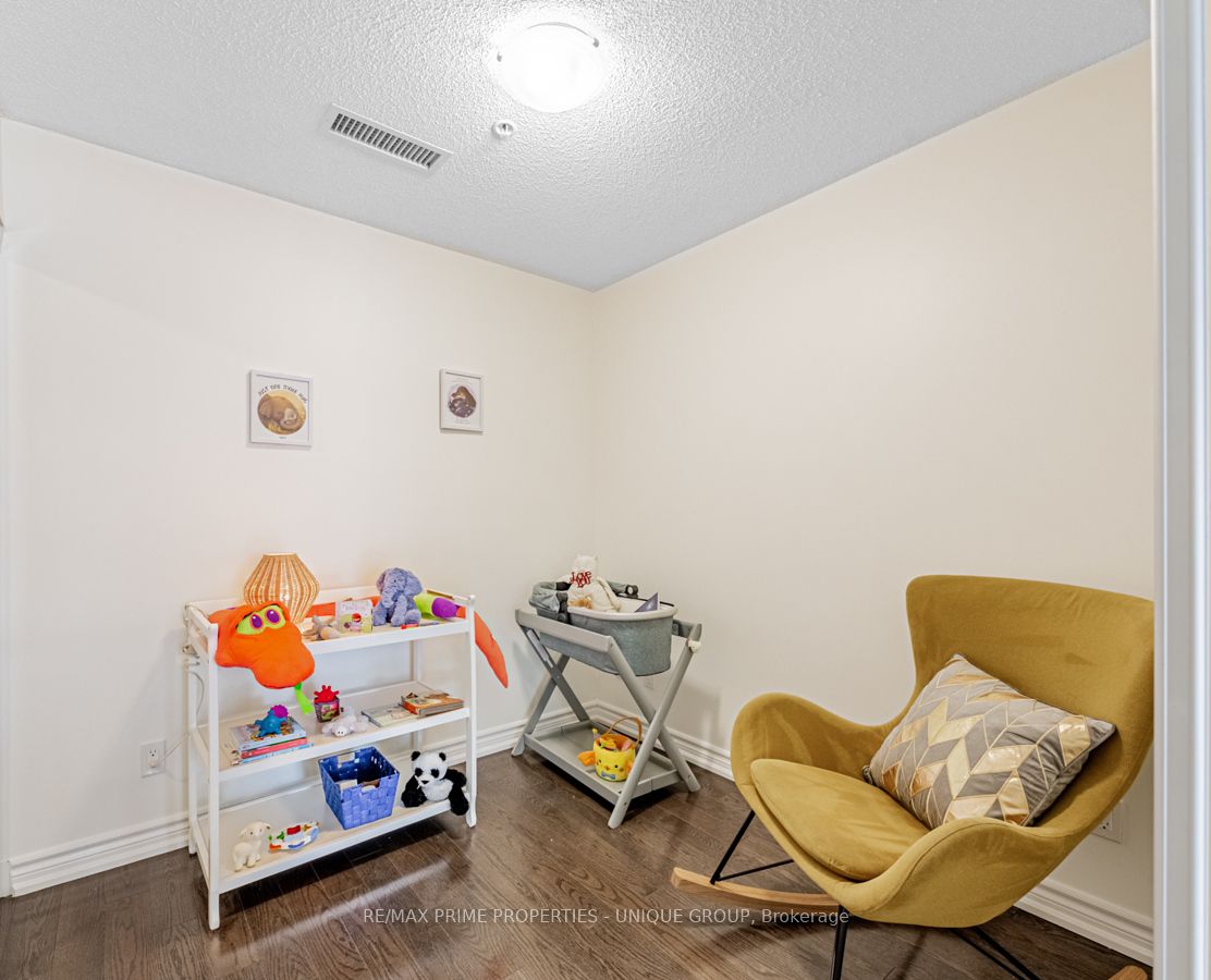 23 Glebe Rd W, #519