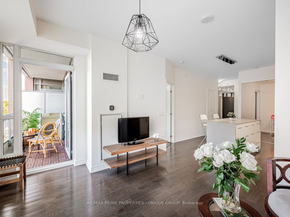 23 Glebe Rd W, #519