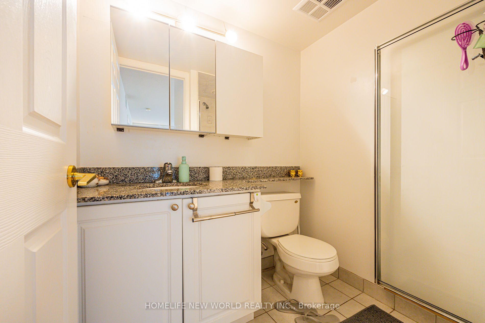 5500 Yonge Street, #710