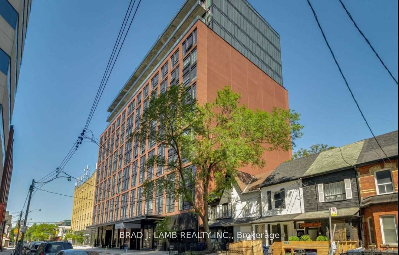 608 Richmond Street W, #811