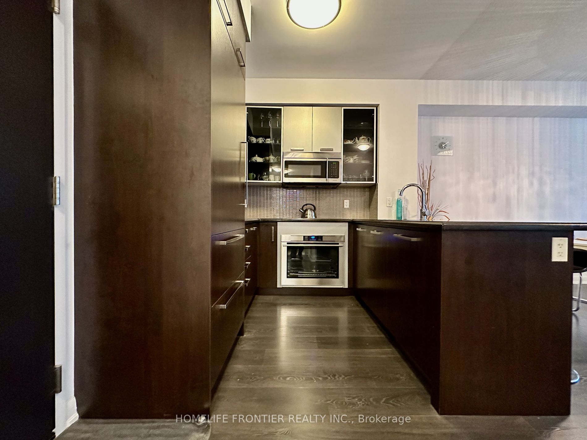 5168 Yonge St, #205