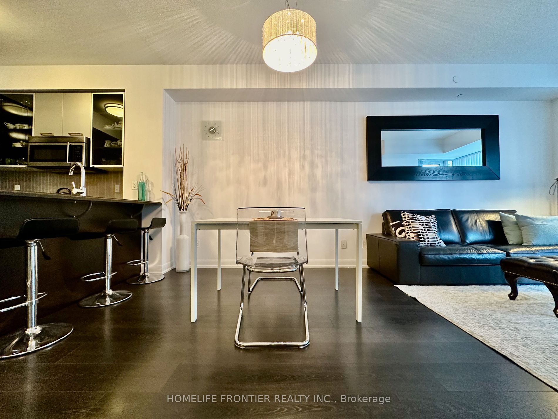 5168 Yonge St, #205
