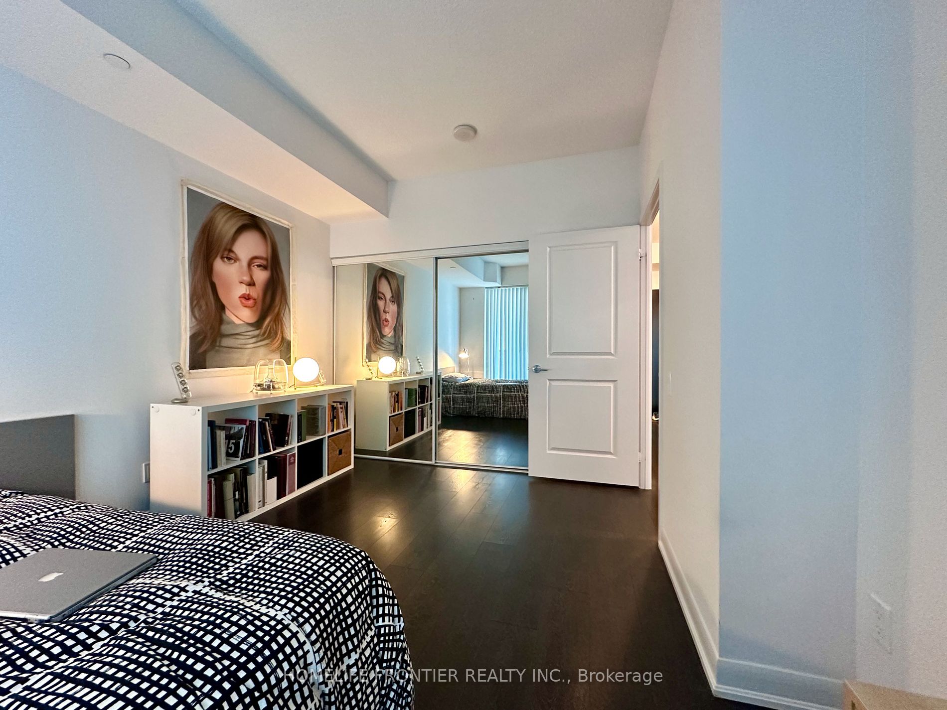 5168 Yonge St, #205