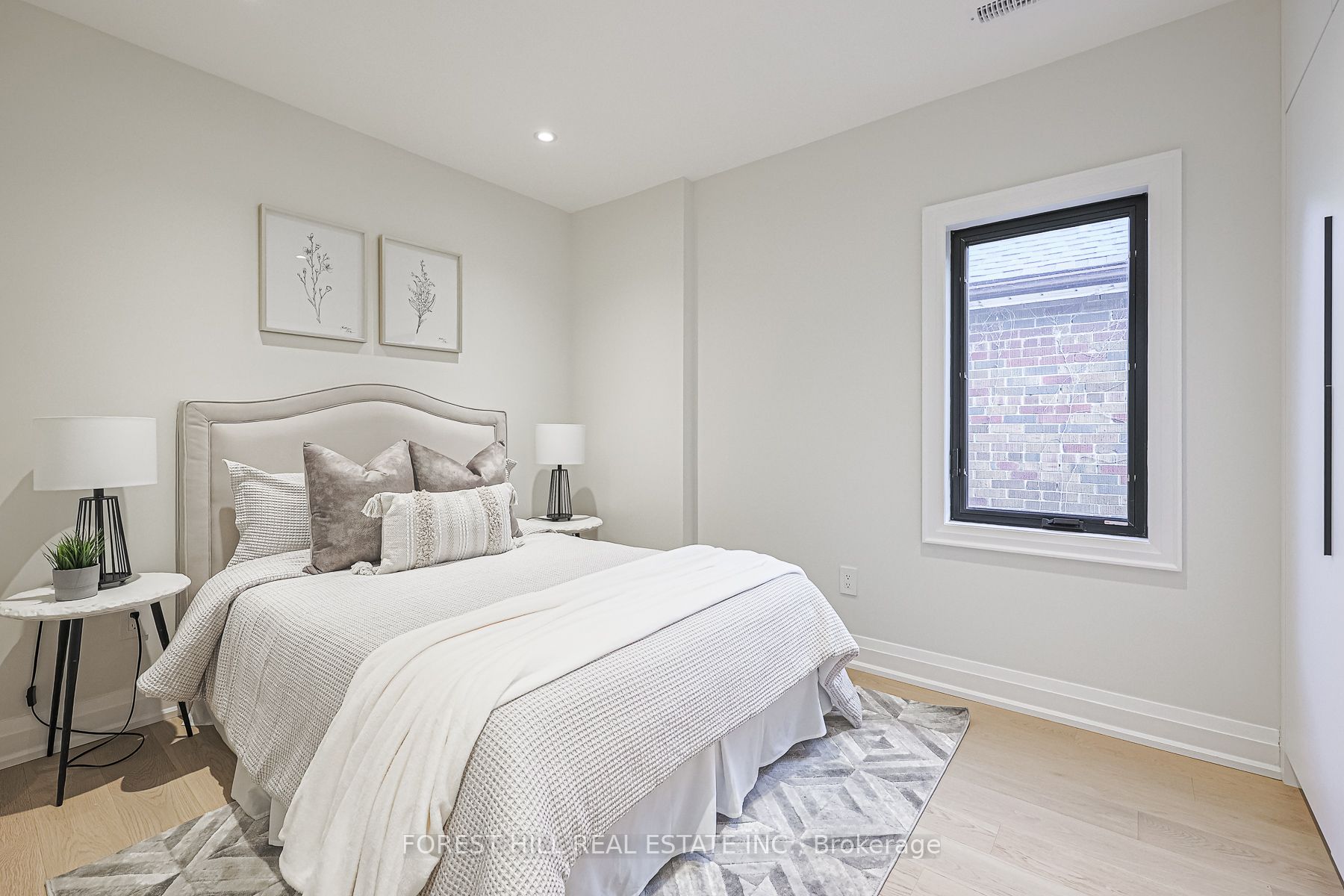 38 Burnaby Boulevard
