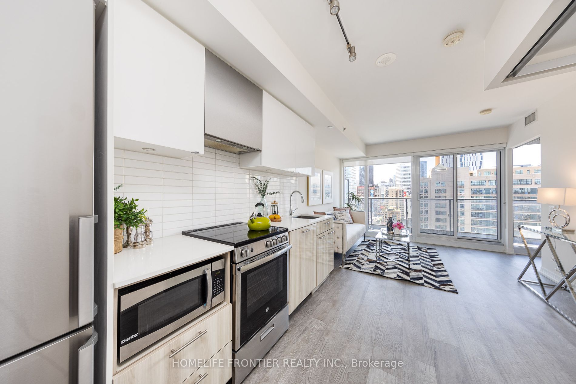 251 Jarvis St, #1429