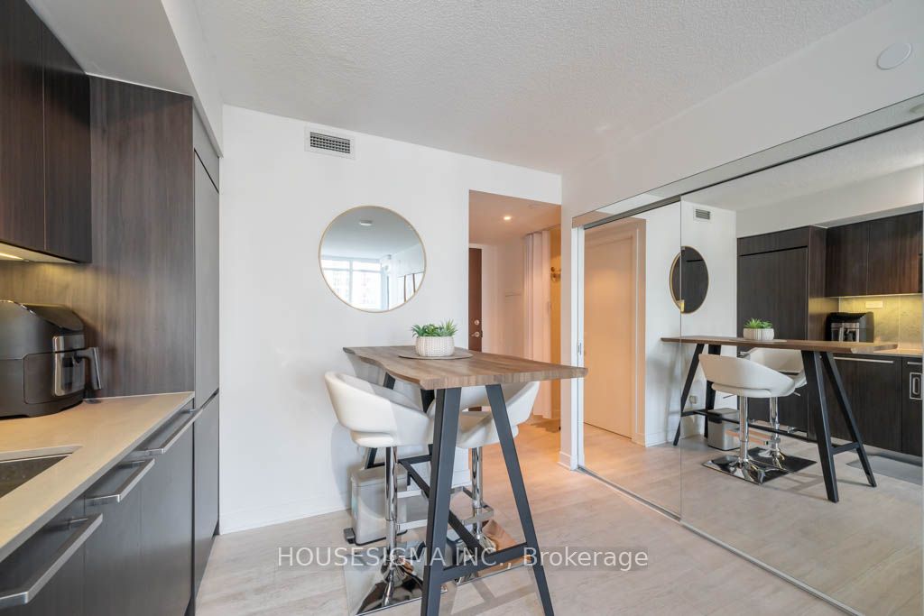 80 Queens Wharf Rd, #1607