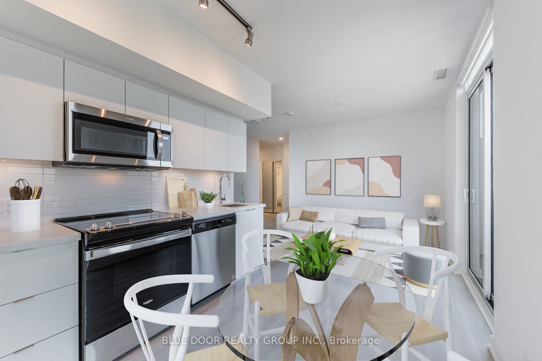 30 Tretti Way, #1006