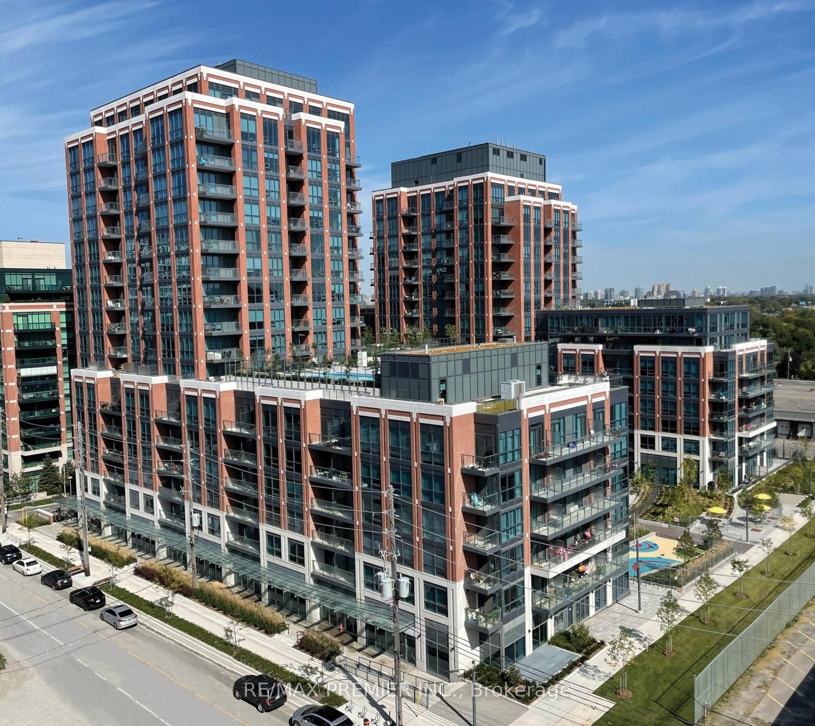 31 Tippett Rd, #445
