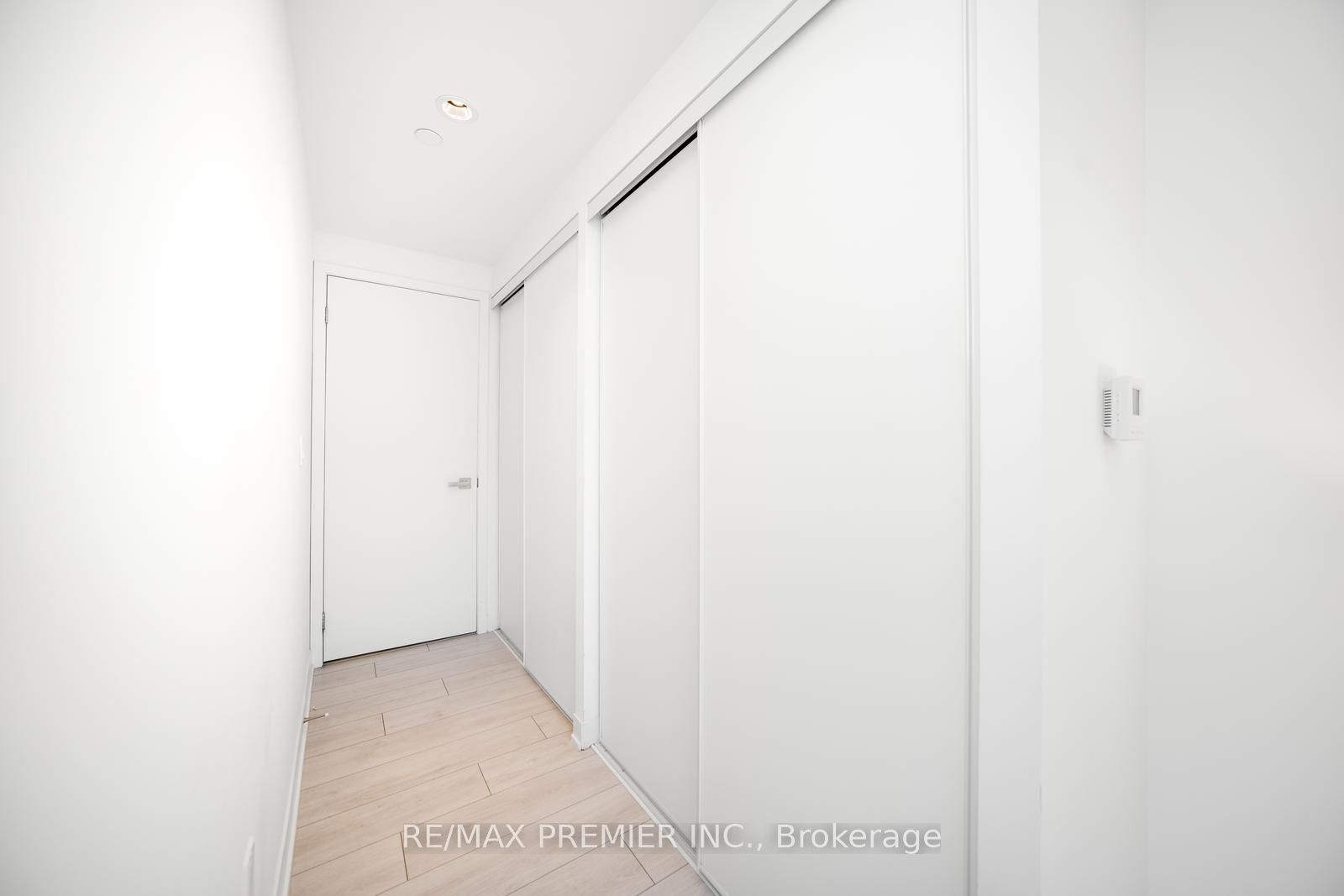 31 Tippett Rd, #445