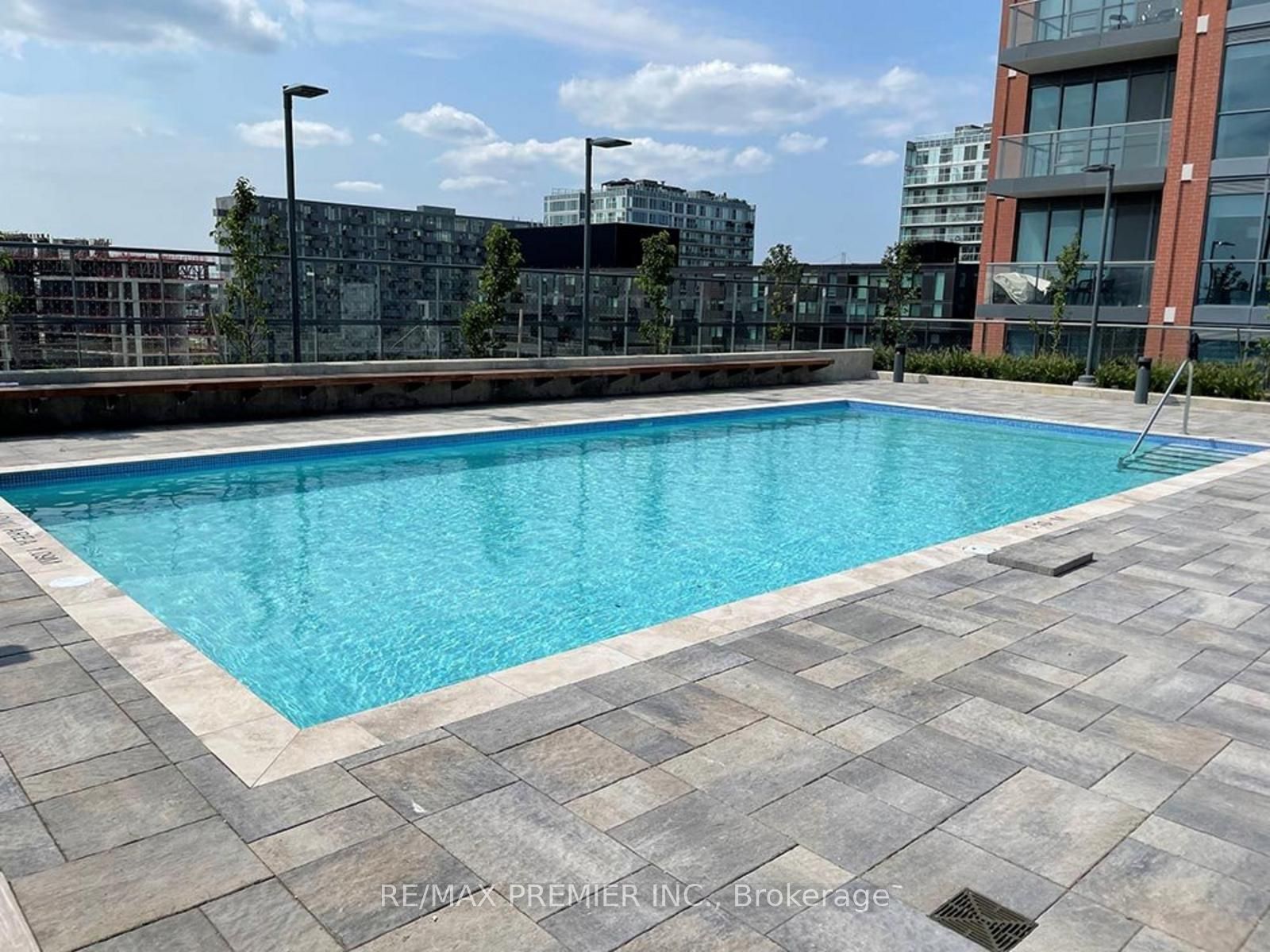 31 Tippett Rd, #445