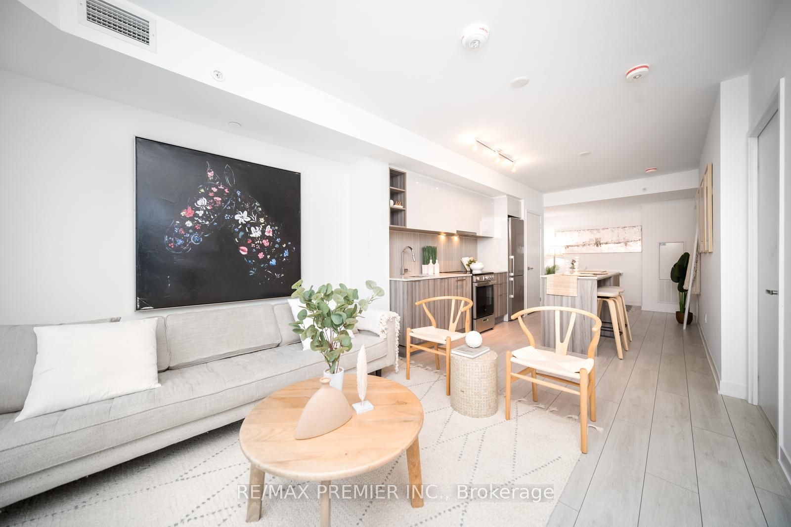 31 Tippett Rd, #445