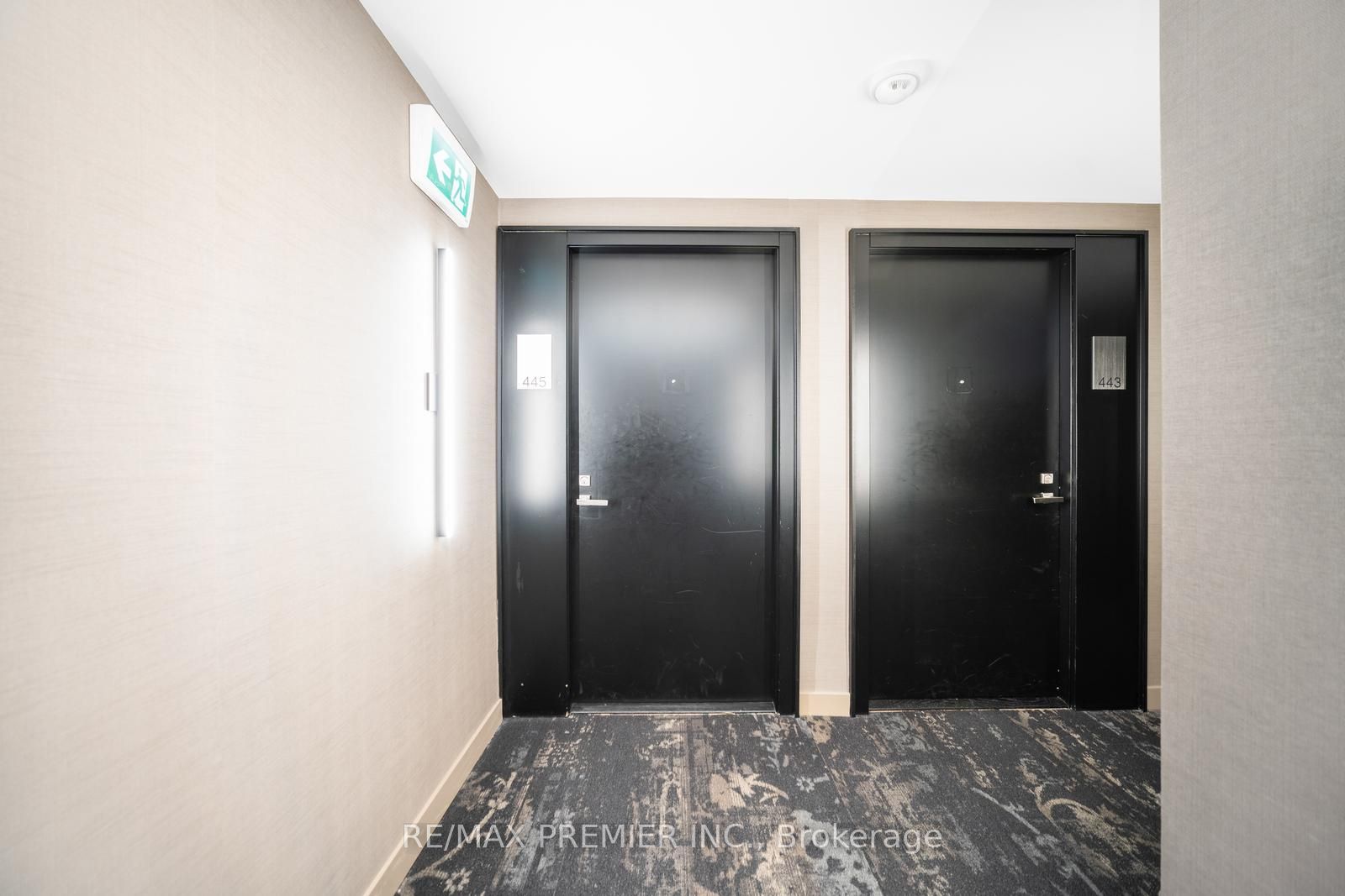 31 Tippett Rd, #445