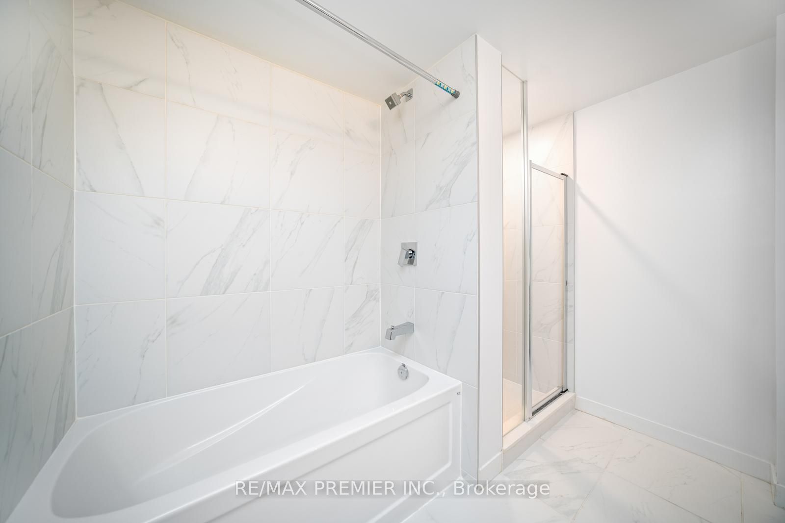 31 Tippett Rd, #445