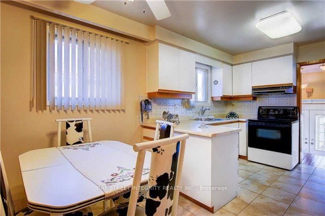 156 Edmonton Dr