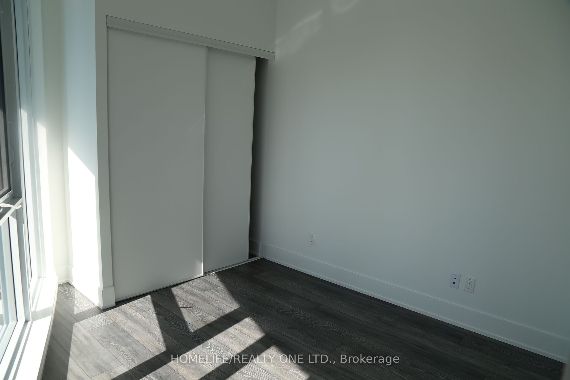 403 Church St, #2102