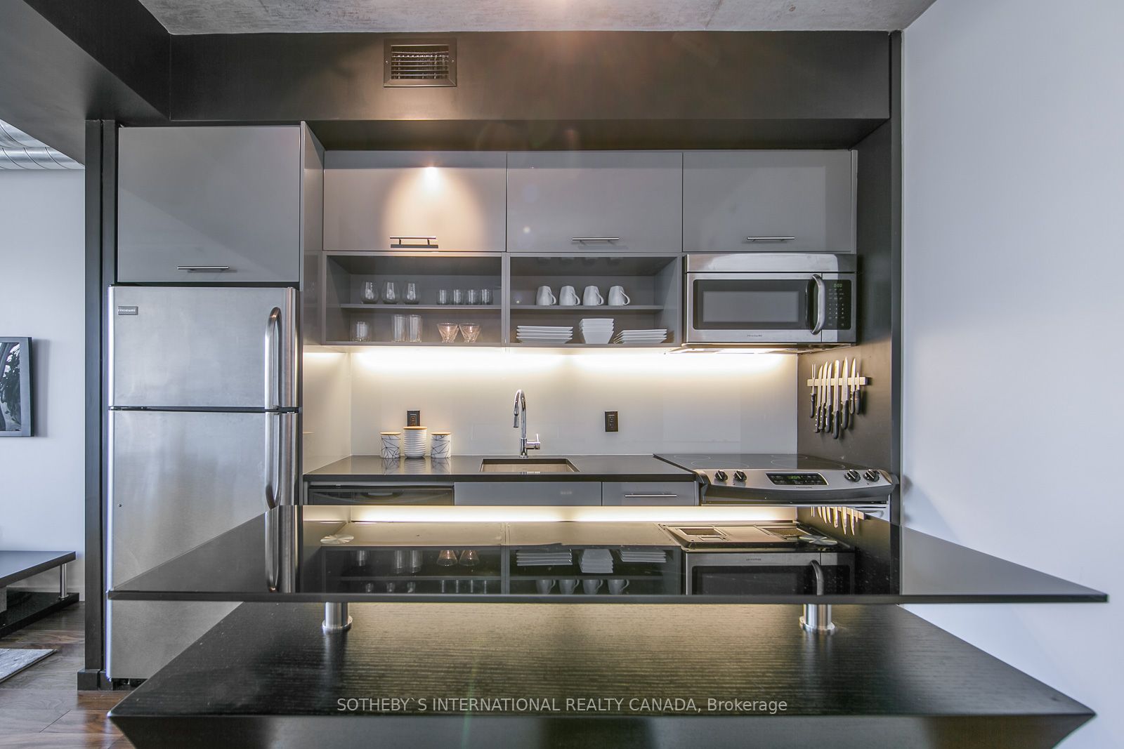 51 Trolley Cres, #1201