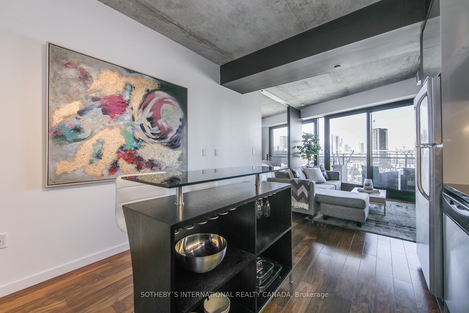 51 Trolley Cres, #1201