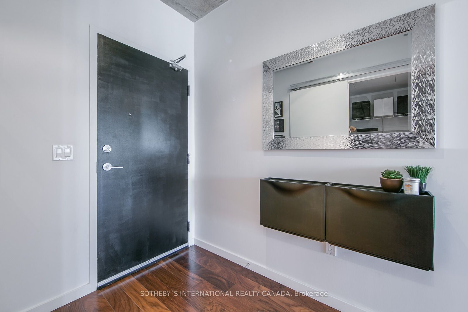 51 Trolley Cres, #1201