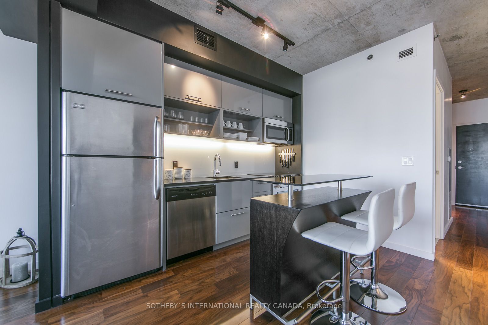 51 Trolley Cres, #1201