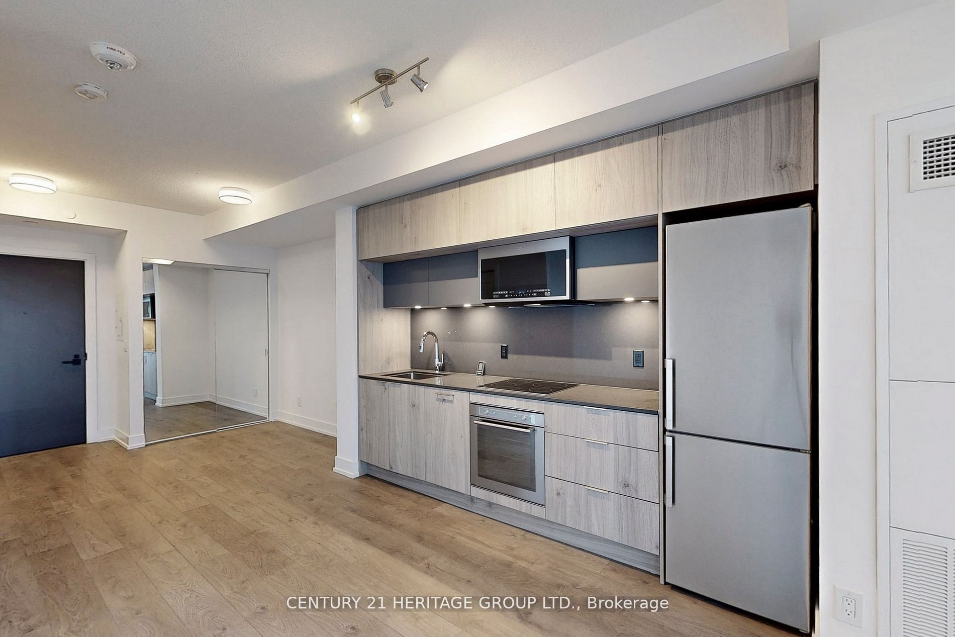 25 Adra Grado Way N, #901