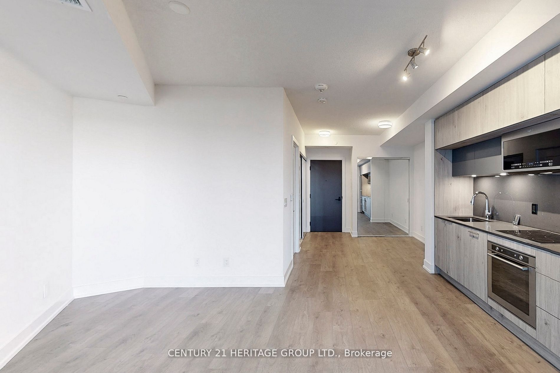 25 Adra Grado Way N, #901